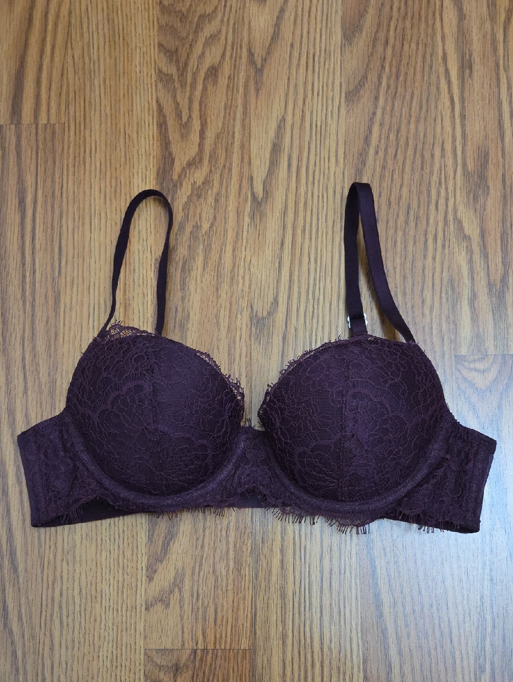Victoria's Secret Dream Angels Lined Demi Bra Dark Violet Lace/ 32B